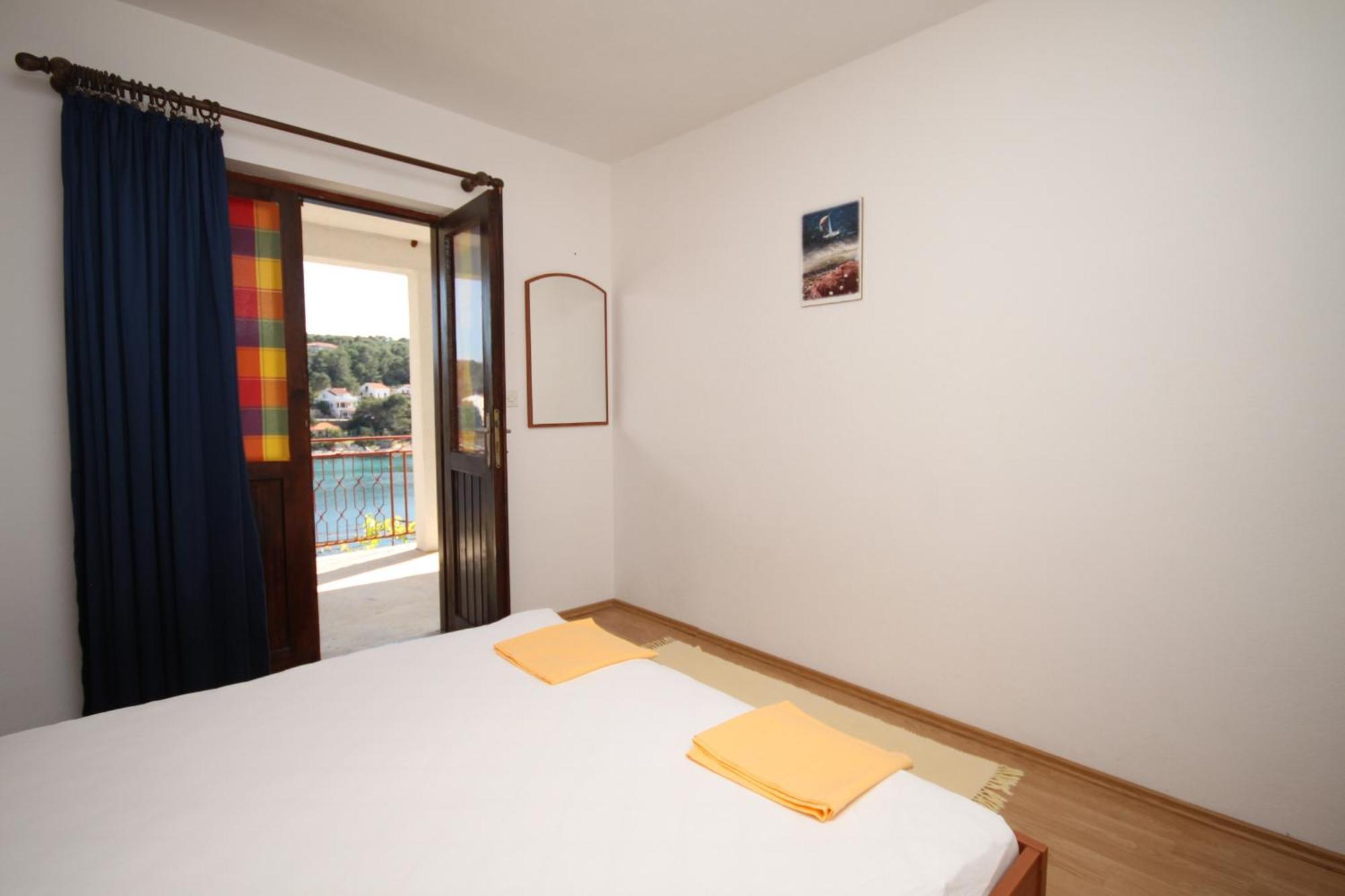 Apartments By The Sea Basina, Hvar - 8749 Vrbanj 객실 사진